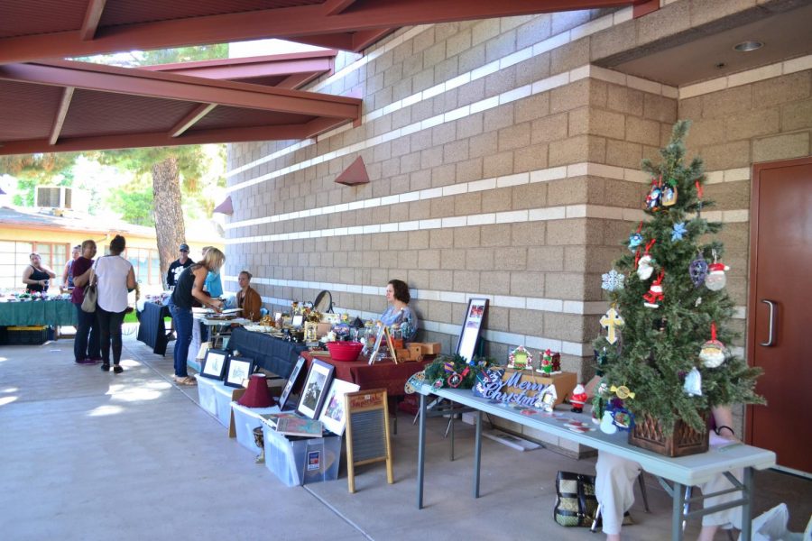 Local Holiday Boutique gets help from Scottsdale Community College students