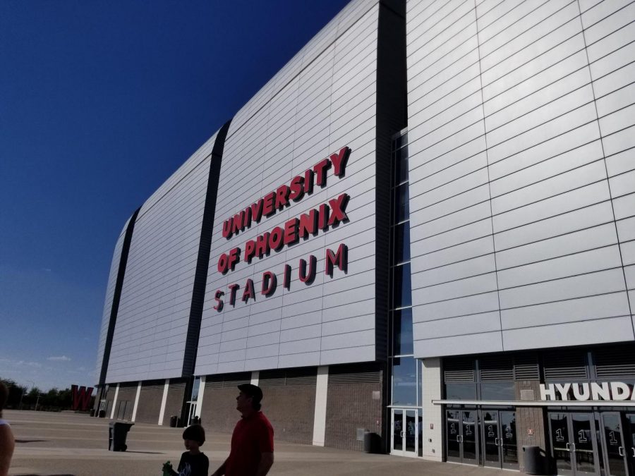 Outside+of+University+of+Phoenix+Stadium.