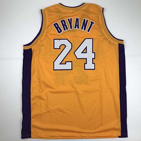 NBA Superstar Kobe Bryant, daughter Gianna, die in aviation accident