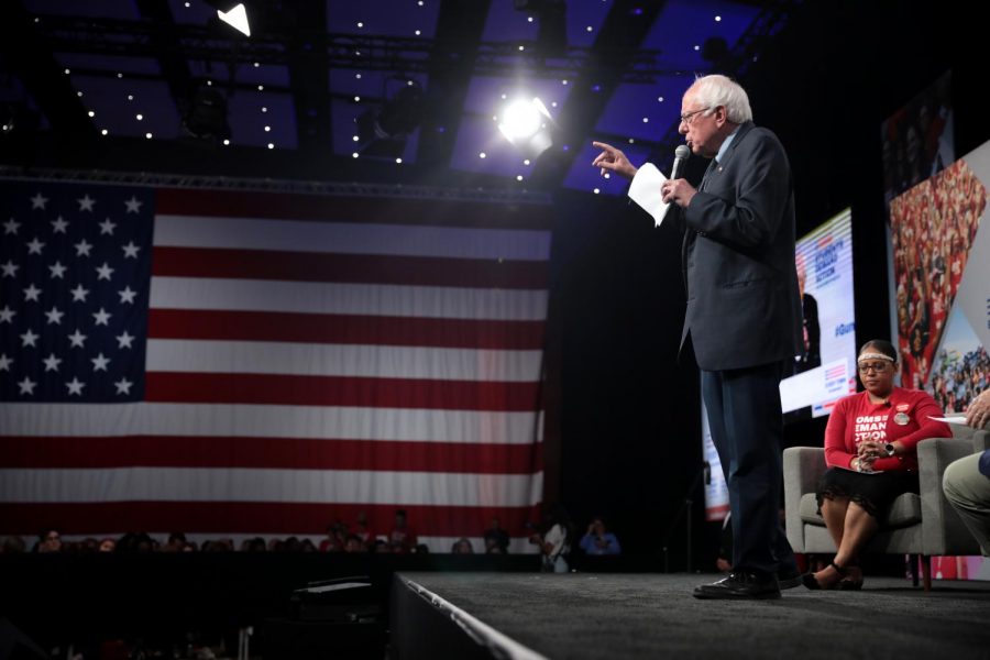 U.S. Senator Bernie Sanders speaking with attendees at the Presidential Gun Sense Forum