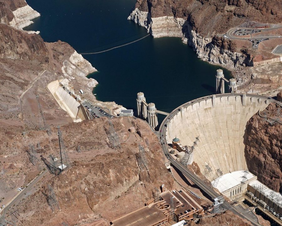Aerial+view+of+Hoover+Dam