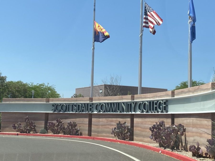 Main entrance to Scottsdale Community College