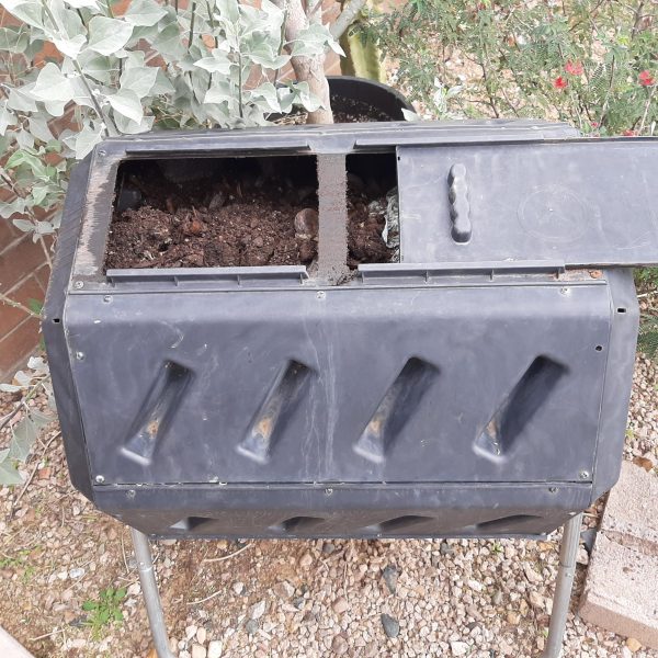 A composting bin outside of CNUWs greenhouse at Scottsdale Community College
