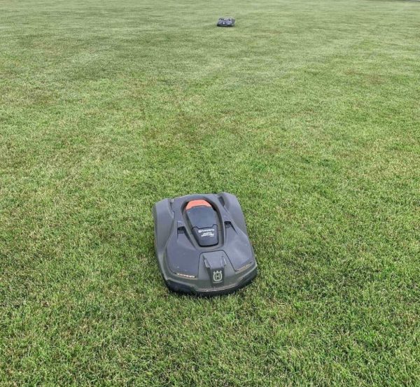 Some Valley golf courses switching to autonomous mowers